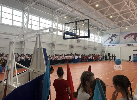 В Николаевске открыли универсальный спортивный зал